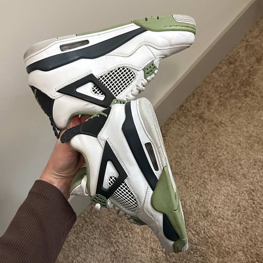 Air Jordan 4 “Seafoam” - Picture 9 of 9